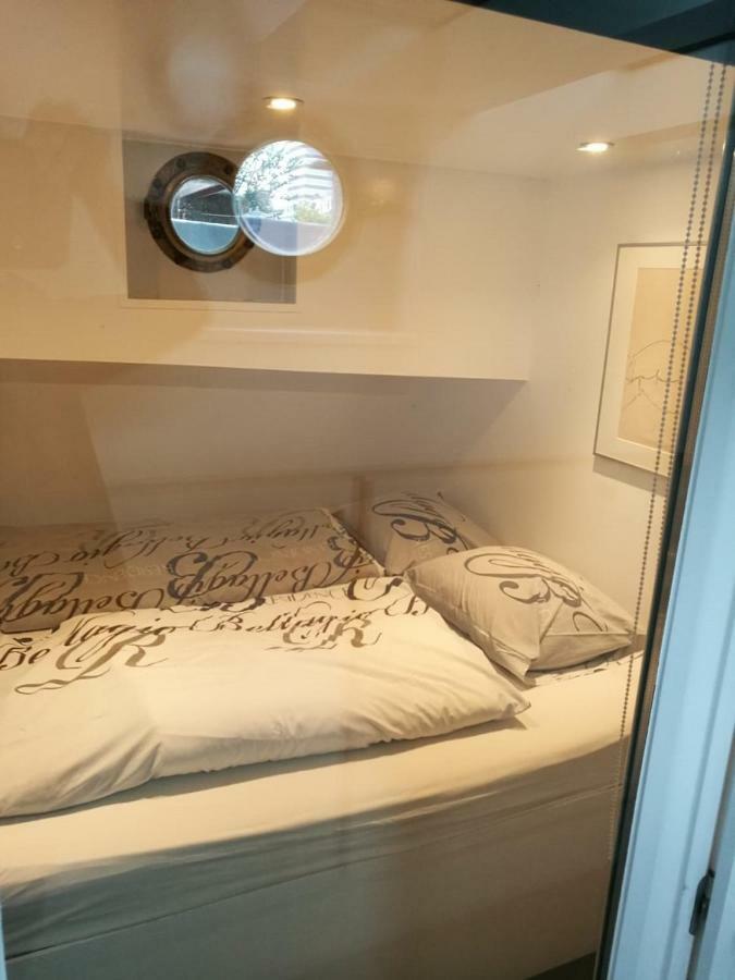 Houseboat Rose Apartamento Amesterdão Exterior foto